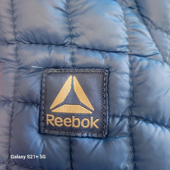 Reebok Puffer Coat Size 18 Months - Picture 4 of 4